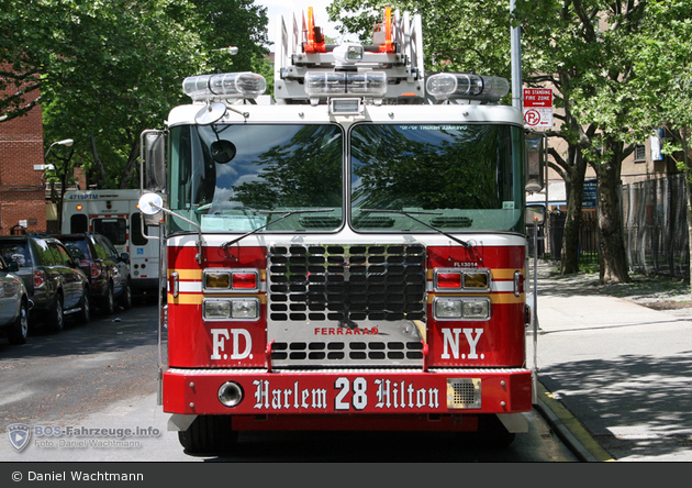 FDNY - Manhattan - Ladder 028 - DL