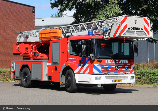 Woerden - Brandweer - DLK - 09-6252