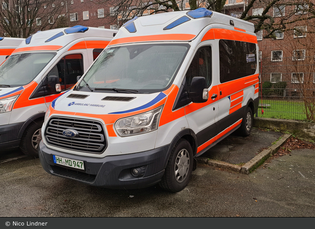 Ambulanz Hamburg KTW 07/32 (HH-MD 947) (a.D.)
