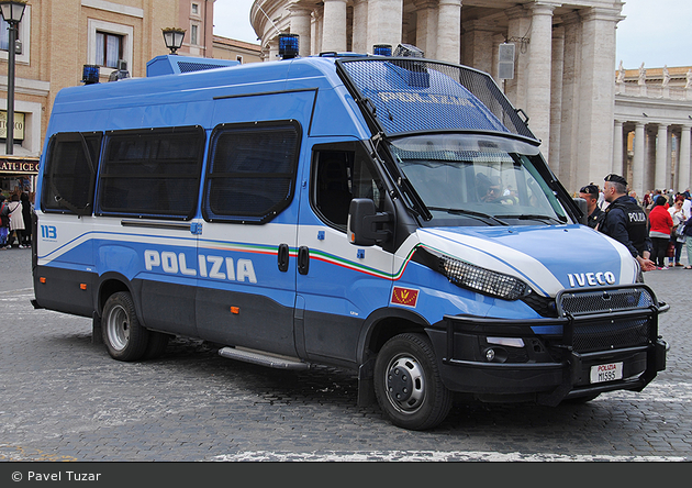 Roma - Polizia di Stato - Reparto Mobile - GruKw