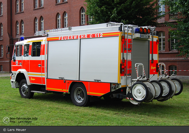 Florian Brandenburg 01/44-01