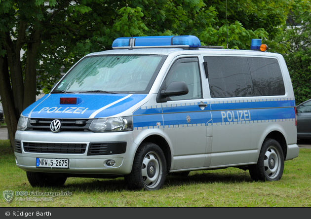 NRW5-2675 - VW T5 - FuStW