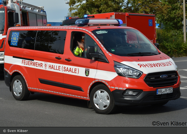 Florian Halle 18/19-01