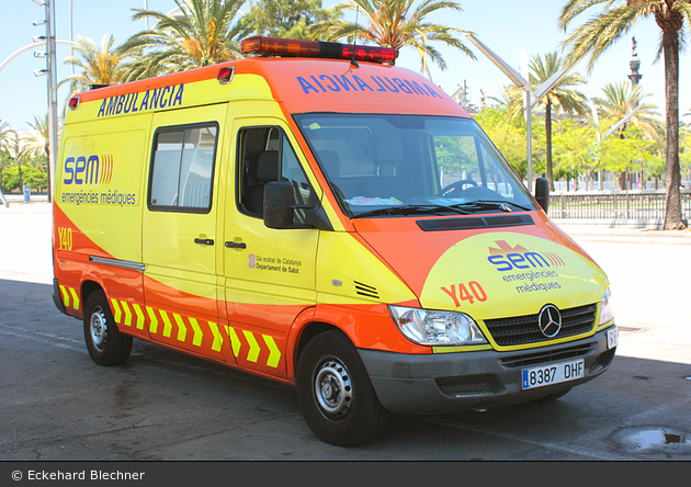 Barcelona - Sistema d'Emergències Mèdiques - RTW - Y40 (a.D.)
