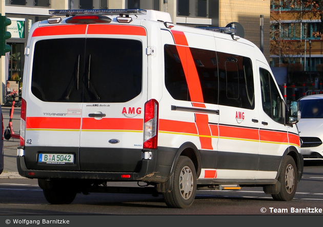 Krankentransport AMG - KTW 42 (B-A 5042)