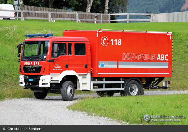 Disentis/Mustér - Pumpiers Sursassiala - ABC-Wehr Fahrzeug