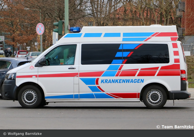 Krankentransport Wilhelmus - KTW 61 (B-A 5061)