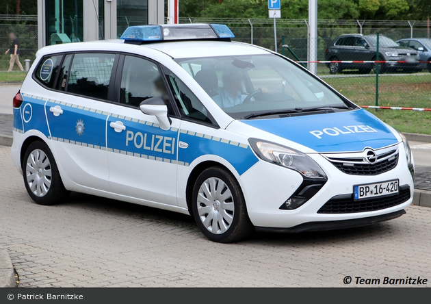 BP16-420 - Opel Zafira Tourer - FuStW