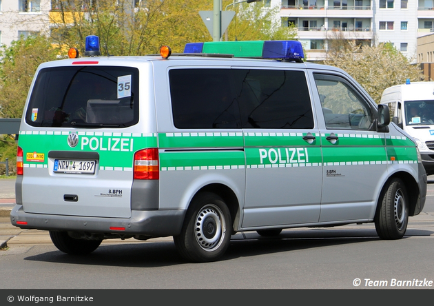 NRW4-1697 - VW T5 - HGruKw