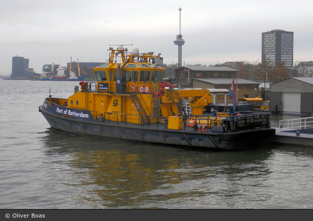 Rotterdam - Port of Rotterdam Authority - Notfallschlepper RPA 10