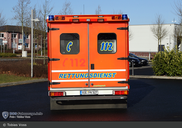 Rettung Kempen 03 RTW 04 (a.D.)