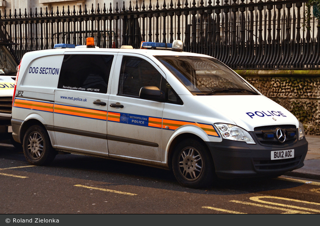 London - Metropolitan Police Service - Dog Support Unit - DHuFüKw - JPZ