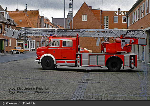 Florian Emden 10/31 (a.D.)