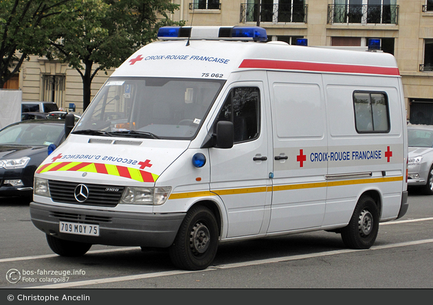 Paris - Croix Rouge Française - RTW - 75062