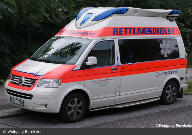 Krankentransport Berliner Rettungsdienst Team - BRT-07 KTW (a.D.)