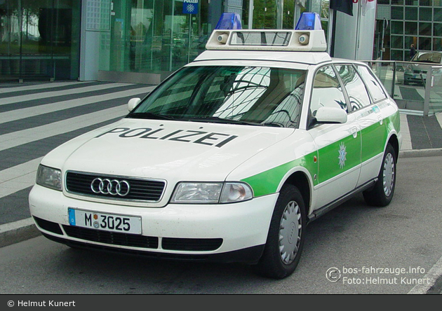 M-3025 - Audi A4 Avant - FuStW (a.D.) - München