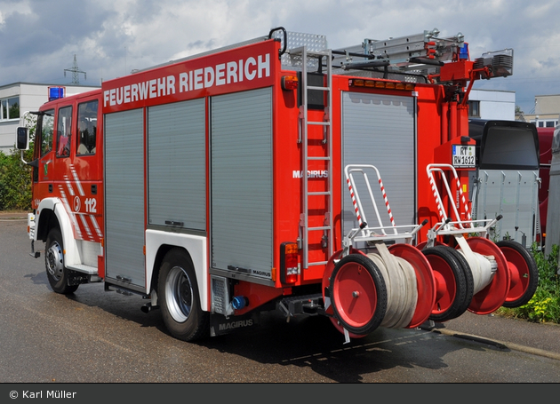 Florian Riederich 01/44