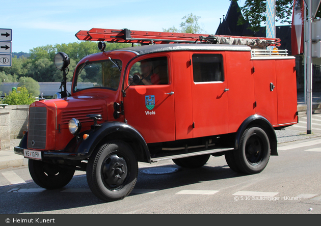 Wels - Feuerwehroldtimerverein der FF Wels - LLG