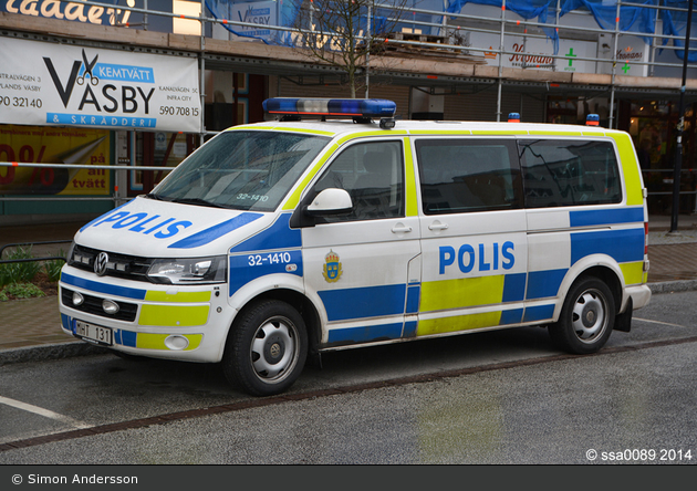 Stockholm - Polis - Radiobil - 1 32-1410 (a.D.)