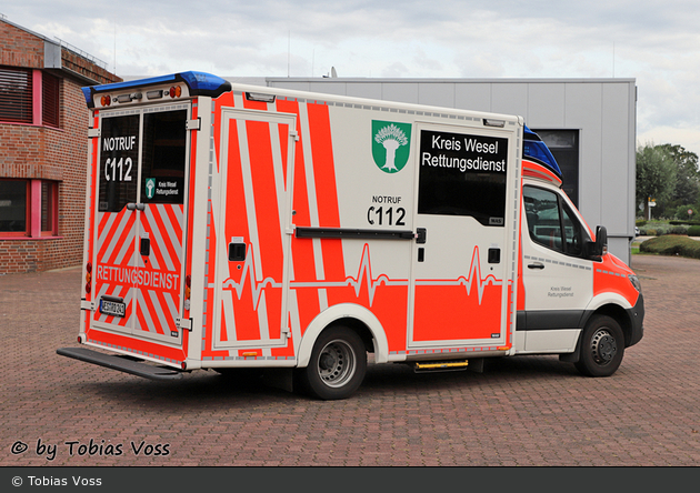Rettung Hamminkeln RTW 01