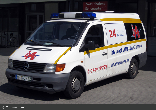 Blaurock Ambulanz KTW (HH-CE 322) (a.D.)