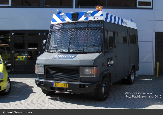 Lelystad - Politie - ME - GruKw - FL-20