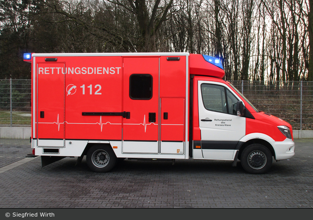 Rettung Wachtendonk 01 RTW 01