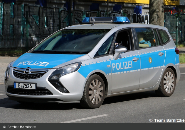 B-7526 - Opel Zafira Tourer - FuStW