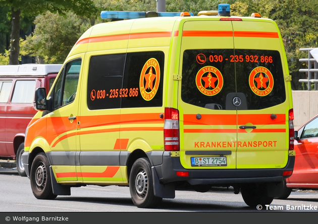 Krankentransport Stern Ambulanz - KTW (B-ST 2754)