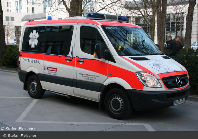 Krankentransport Berliner Rettungsdienst Team - BRT-16 KTW