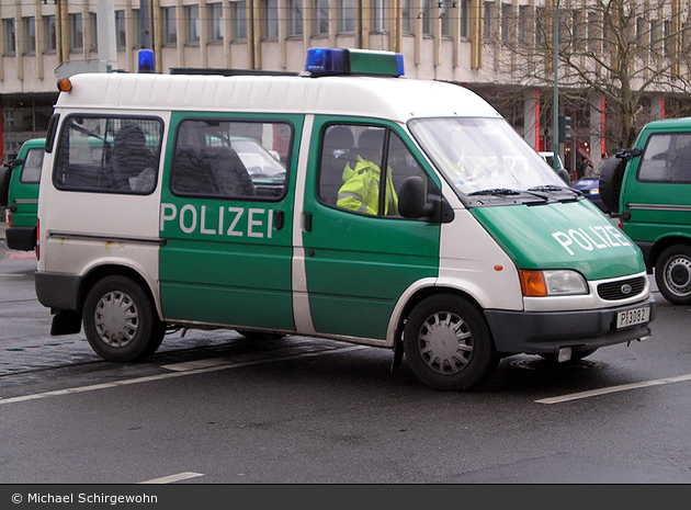 P-3082 - Ford Transit - GruKW - Potsdam (a.D.)