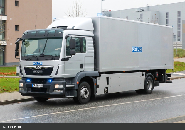 EF-TP 9499 - MAN TGM - ToiKw