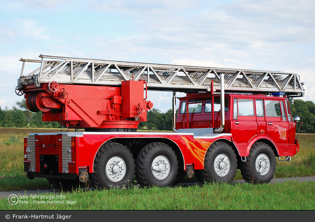 Boblitz - Oldtimersammlung FF - DL 44h Tatra 813