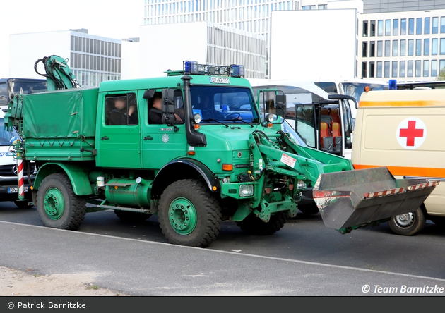 BP42-551 - MB Unimog U 2150 L - ZumiLa