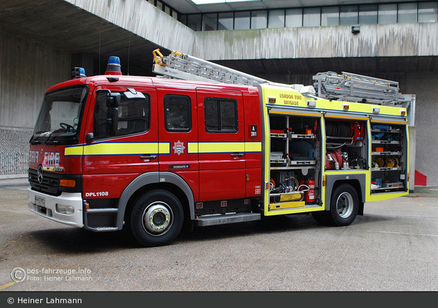 London - Fire Brigade - DPL 1108 (a.D.)