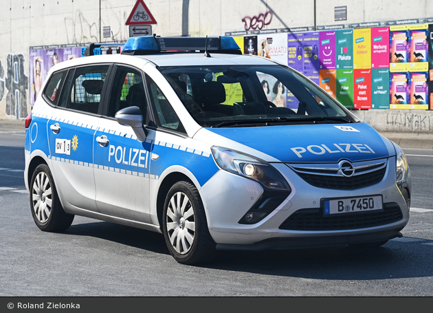 B-7450 - Opel Zafira Tourer - FuStW
