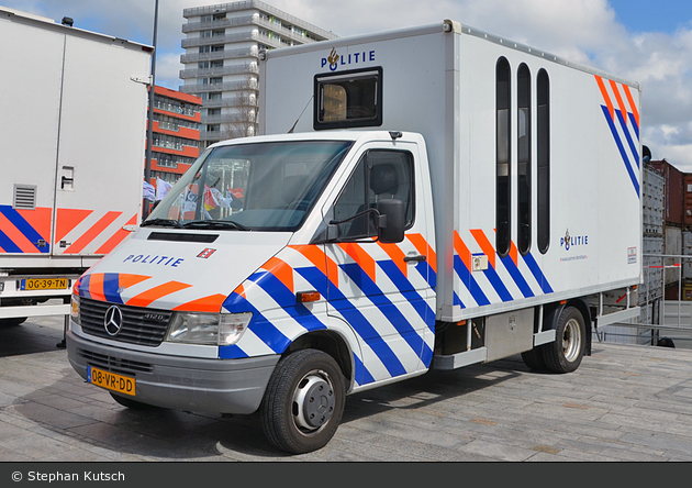 Almere - Politie - Mobile Wache