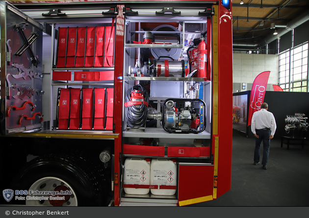 Odivelas - Bombeiros Voluntários - HTLF 30/33 - VECI 03