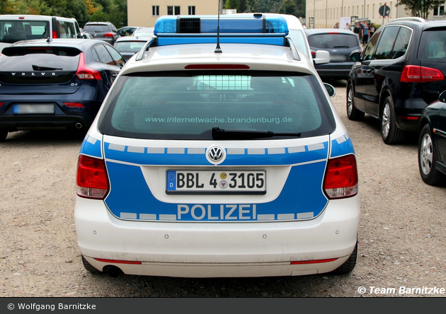 BBL4-3105 - VW Golf Variant - FuStW