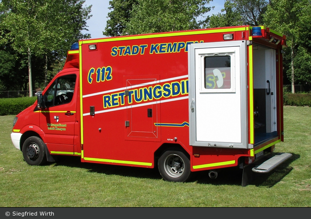 Rettung Kempen 03 KTW 02 (a.D.)