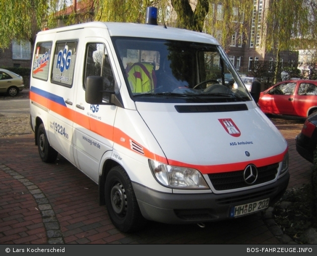 ASG Ambulanz KTW 02-08 (a.D.) (HH-BP 202)