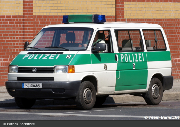 B-30465 - VW T4 - Kleinbus mit Funk