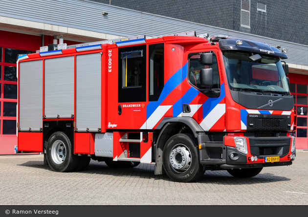 Tilburg - Brandweer - HLF - 20-0033