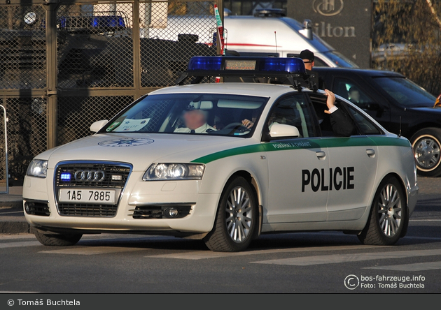 Praha - Policie - 1A5 7885 FuStW