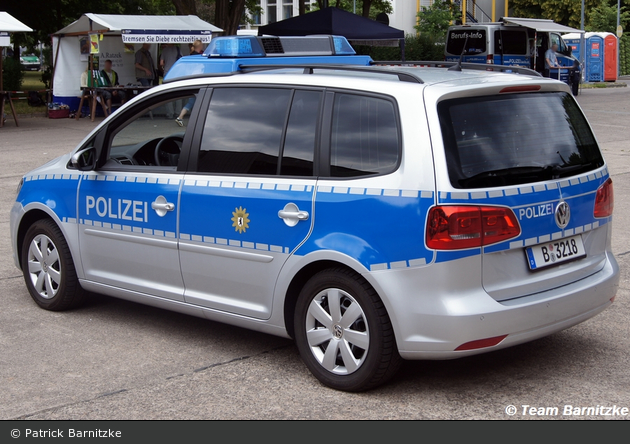 B-3218 - VW Touran - GeschMesskw