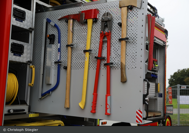 Florian Leer 15/48-01