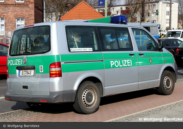 B-7843 - VW T5 - Kleinbus mit Funk