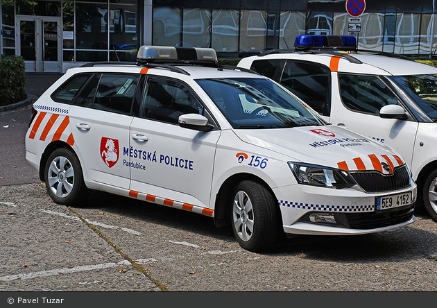 Pardubice - Městská Policie - 5E9 4152 - FuStW