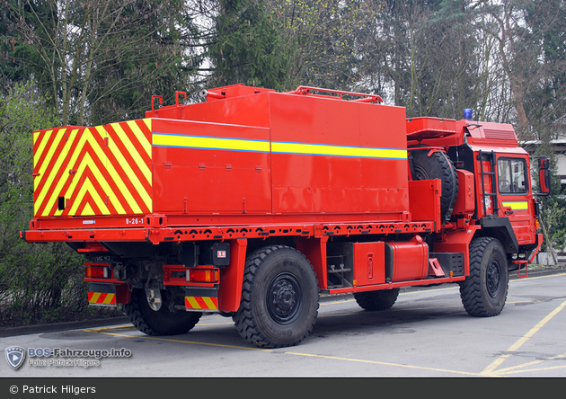 GB - Sennelager - Defence Fire & Rescue Service - TLF 5000 (09/26-01)