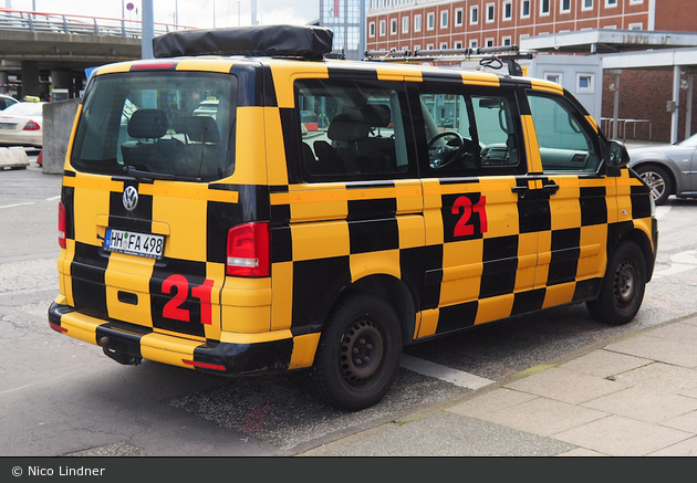 Flughafen Hamburg - Verkehrsaufsicht 21 (HH-FA 498)